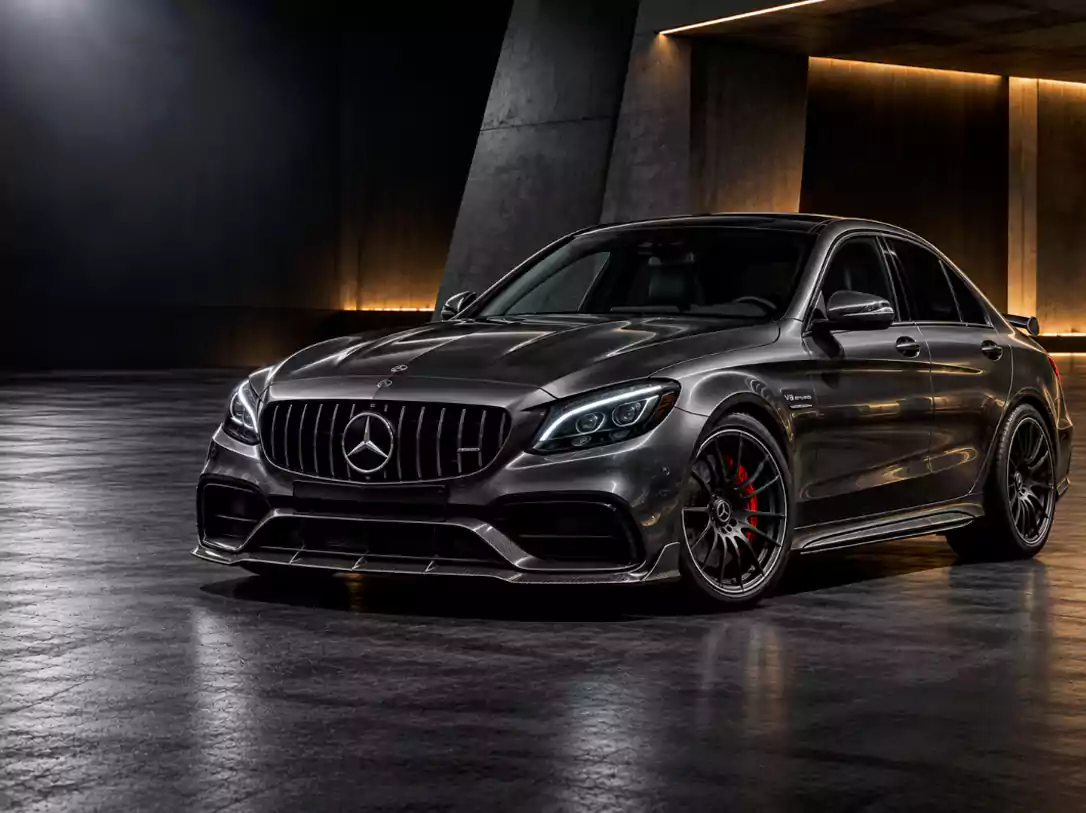 Mercedes-AMG C63 — pièces en fibre de carbone